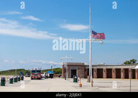 ROCKAWAY PARK, New York City, NY, Etats-Unis, service de feu à la plage Banque D'Images