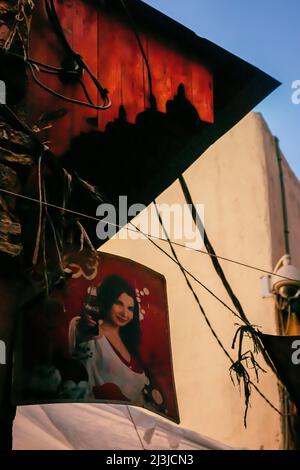 Bazar, Alley, Publicité, ville, Médina, Fez, Maghreb, Maroc, Afrique Banque D'Images
