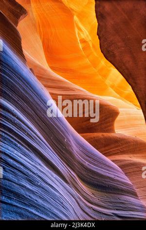 Fente d'Antelope Canyon en Arizona Banque D'Images