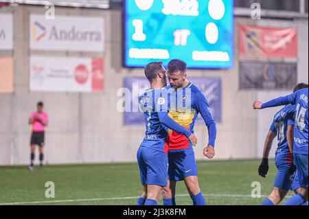 ANDORRE LA VELLA, ANDORRE : 2022 AVRIL 8 : JOUEURS EN ACTION DANS LE MATCH DE PRIMERA RFEF FC ANDORRE 2 - 1 REAL MADRID B. Banque D'Images