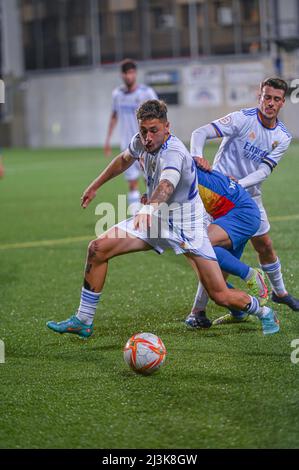 ANDORRE LA VELLA, ANDORRE : 2022 AVRIL 8 : JOUEURS EN ACTION DANS LE MATCH DE PRIMERA RFEF FC ANDORRE 2 - 1 REAL MADRID B. Banque D'Images