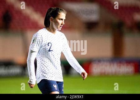 Llanelli, Royaume-Uni. 08th avril 2022. Eve Perisset de France en action. Le pays de Galles contre la France dans un qualificateur de coupe du monde féminin de la FIFA au Parc y Scarlets le 8th avril 2022 crédit: Lewis Mitchell/Alay Live News Banque D'Images