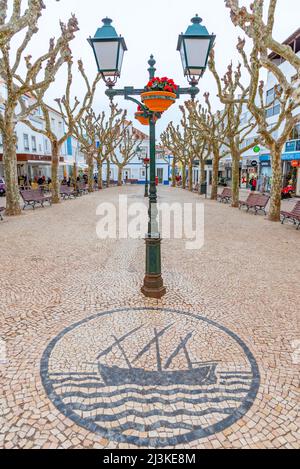 Ericeira, Portugal, 28 octobre 2021: Praca da Republica dans la ville portugaise Ericeira. Banque D'Images