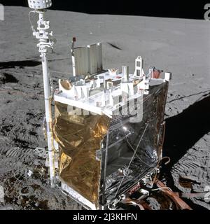 Vue rapprochée de la station centrale (CS) du paquet Apollo d'expériences de surface lunaire (ALSEP), qui a été déployé sur la lune par les astronautes Apollo 14 lors de leur première promenade sur la lune. Banque D'Images