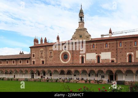 CERTOZA ITALIE - 15 MAI 2018 : c'est la cour de l'ancien monastère de Chartreuse Certosa di Pavie, qui est un exemple de l'art Lombard Banque D'Images