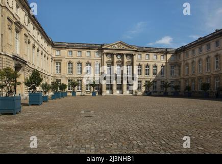 Façade de cour du Château de Compiègne à Compiègne, France. Banque D'Images