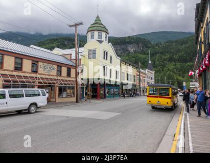 Magasins de détail sur 2nd Avenue à Skagway Alaska Un arrêt populaire pour les navires de croisière voyageant le passage intérieur Banque D'Images