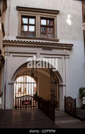 Arc voûté en canon à Brno, République tchèque. Banque D'Images