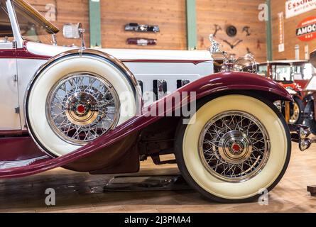 FORT LAUDERDALE, FLORIDE, États-Unis - 30 AOÛT : le fort Lauderdale Antique car Museum expose une collection d'automobiles Packard le 30 août 2014 à fort Banque D'Images