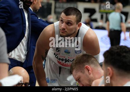 BLM Group Arena, Trento, Italie, 09 avril 2022, Alessandro Gentile - Happy Casa Brindisi pendant une période de temps. Pendant Dolomiti Energia Trentino vs Happy Casa Brindisi - Italian Basketball A Serie Championship Banque D'Images