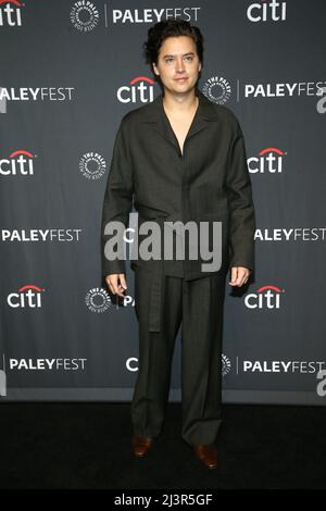 Hollywood, env. 9th avril 2022. Cole Sprouse au tapis rouge de Riverdale pendant le PaleyFest la 2022 au Dolby Theatre à Hollywood, Californie, le 9 avril 2022. Crédit : Faye Sadou/Media Punch/Alay Live News Banque D'Images