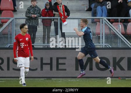 UTRECHT - Zian Flemming de Fortuna Sittard célèbre le 1-1 lors du match hollandais Eredivisie entre le FC Utrecht et Fortuna Sittard au Stadion Galgenwaard le 9 avril 2022 à Utrecht, pays-Bas. ANP BART STOUTJEDIJK Banque D'Images