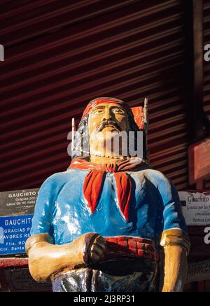 MERCEDES, CORRIENTES, ARGENTINE - 22 NOVEMBRE 2021 : photo d'une statue de Gauchito Gil (littéralement « petit Gaucho Gil ») dans le sanctuaire du G Banque D'Images