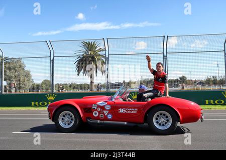 Charles Leclerc (mon) Ferrari sur le défilé des pilotes. Grand Prix d'Australie, dimanche 10th avril 2022. Albert Park, Melbourne, Australie. Banque D'Images