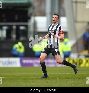 10th avril 2022, St Mirren Park, Paisley, Renfrewshire, Écosse ; Scottish Premier League football, St Mirren v Rangers; Joe Shaughnessey de St Mirren Banque D'Images