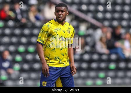 Derby, Royaume-Uni. 10th avril 2022. Jovan Malcolm de West Bromwich Albion pendant le jeu Credit: News Images /Alay Live News Banque D'Images