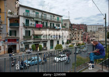 Naples, Italie 28/05/2013: Gardien du parc San Gennaro, Rione Sanità. ©Andrea Sabbadini Banque D'Images