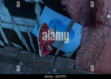 Chaussures pour enfants et drapeau de l'Ukraine, la guerre Banque D'Images