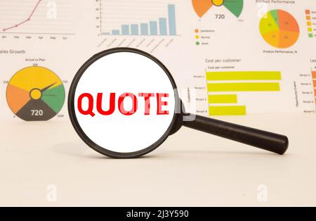 Citations inspirantes de la vie - un jour ou un jour. Vous décidez. Arrière-plan rétro flou. Banque D'Images