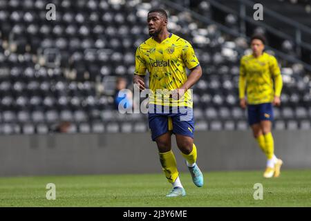 Derby, Royaume-Uni. 10th avril 2022. Jovan Malcolm de West Bromwich Albion pendant le jeu Credit: News Images /Alay Live News Banque D'Images