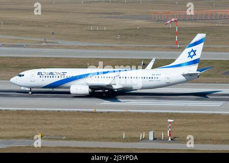 El Al Israel Airlines Boeing 737 avion. Les aéronefs en service pour le porte-drapeau israélien El Al entrant à destination de tel Aviv. Banque D'Images