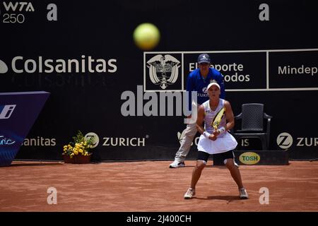 Bogota, Colombie. 10th avril 2022. Bogota, Colombie. 10th avril 2022. Laura Pigossi du Brésil lors du match final contre German Tatjana Maria au Copa Colsanitas du tournoi WTA à Bogota, Colombie, 10 avril 2022. Tatjana a remporté le tournoi WTA Colsanitas. Photo par: Cristian Bayona/long Visual Press crédit: Long Visual Press/Alay Live News crédit: Long Visual Press/Alay Live News Banque D'Images