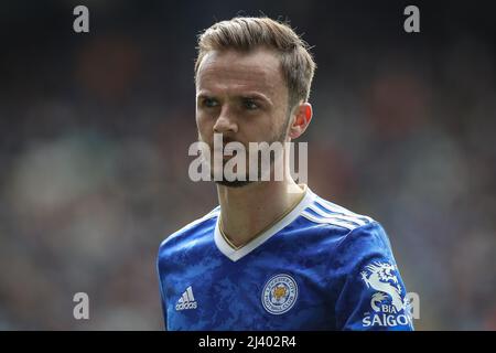 Leicester, Royaume-Uni. 10th avril 2022. James Maddison #10 de Leicester City pendant le match à Leicester, Royaume-Uni le 4/10/2022. (Photo de James Heaton/News Images/Sipa USA) crédit: SIPA USA/Alay Live News Banque D'Images