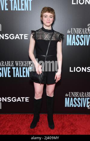 New York, États-Unis. 10th avril 2022. Sophia Lillis participe à la première à New York du « poids insupportable du talent massif » à Regal Essex Crossing à New York, NY, le 10 avril 2022. (Photo par Anthony Behar/Sipa USA) crédit: SIPA USA/Alay Live News Banque D'Images