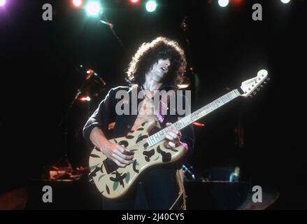 Aerosmith en concert en 1984 Credit: Jeffrey Mayer / Rock Negative / MediaPunch Joe Perry Banque D'Images