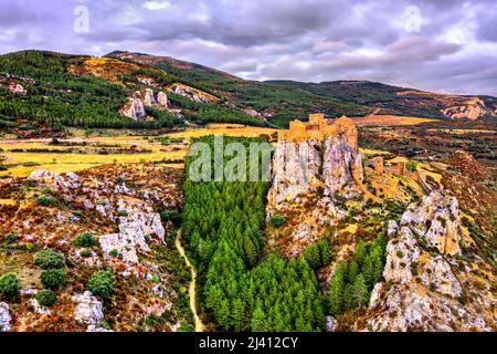 Château de Loarre au coucher du soleil. Province de Huesca à Aragon, Espagne Banque D'Images