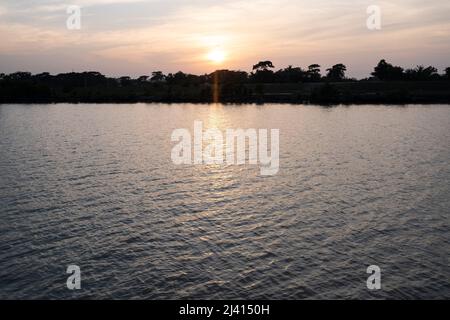 Bangladesh, Sundarban, 2021-10-30. Rapport à bord du bateau de Rubayath et d'Elizabeth sur les Sundarbans, une région constituée d'innombrables armes et canaux de Banque D'Images