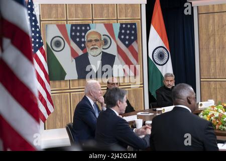 Washington, États-Unis. 11th avril 2022. Le président américain Joe Biden rencontre virtuellement le Premier ministre indien Narendra Modi à la Maison Blanche à Washington, DC, le lundi 11 avril 2022. Photo de Chris Kleponis/UPI crédit: UPI/Alay Live News Banque D'Images