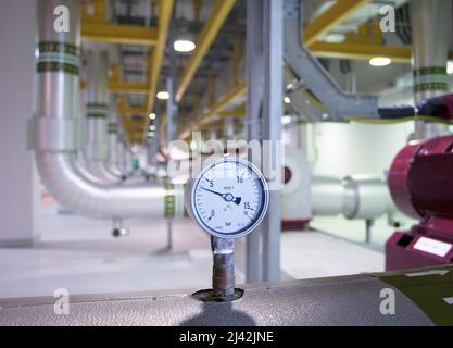 salle des machines de l'usine de refroidissement de district Banque D'Images