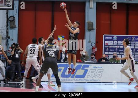 PalaRadi, Cremona, Italie, 10 avril 2022, Matteo Spagnolo (Vanoli Cremona) pendant Vanoli Panier Cremona vs Bertram Derthona Tortona - Panier italien Banque D'Images