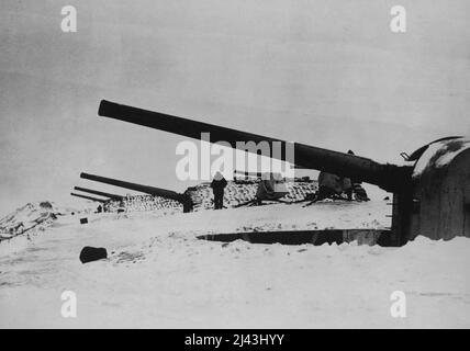 Défenses côtières françaises -- notre photo montre des batteries côtières fixes sur la côte de la mer du Nord. 11 mars 1940. (Photo par le temps). Banque D'Images