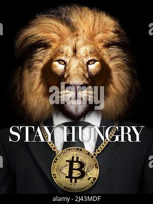 RESTEZ SOUS LE coup d'un LION AFFAMÉ avec Bitcoin autour de son cou, motivation Business Banque D'Images