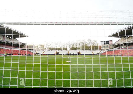 Madrid, Espagne. 11th avril 2022. Vue sur le stade de Vallecas lors du match de la Liga entre Rayo Vallecano et Valencia CF joué au stade de Vallecas le 11 avril 2022 à Madrid, Espagne. (Photo de Colas Buera/PRESSINPHOTO) Credit: PRESSINPHOTO SPORTS AGENCY/Alay Live News Banque D'Images