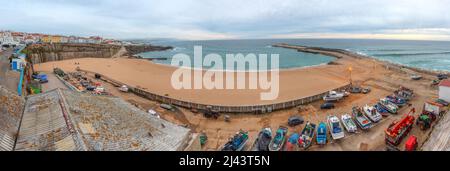 Ericeira, Portugal, 28 octobre 2021 : Praia dos Pescadores à Ericeira, Portugal Banque D'Images