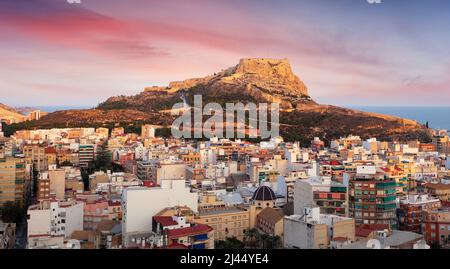 Vue de la Serra Grossa o San Julian Mountain à Alicante - Espagne Banque D'Images