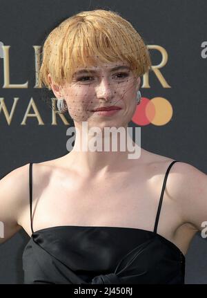 10 avril 2022 - Londres, Angleterre, Royaume-Uni - Jessie Buckley assiste aux Olivier Awards 2022, Royal Albert Hall Banque D'Images