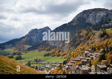 Le Grand-Bornand (Alpes françaises, centre-est de la France): Village du Chinaillon *** Légende locale *** Banque D'Images