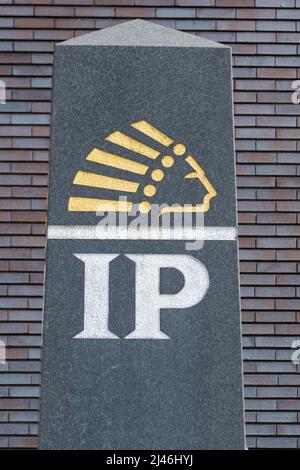 Bruxelles, Belgique, le 12 avril 2022. IP Belgium est un réseau publicitaire belge qui offre une très large gamme de vidéo, audio, d'affichage... Banque D'Images