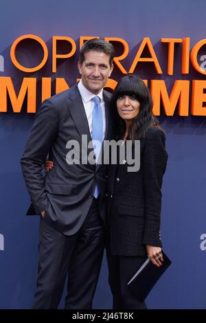 Kris Thykier et Claudia Winkelman arrivent pour la première britannique de l'opération mincemeat au cinéma Curzon Mayfair dans le centre de Londres. Date de la photo: Mardi 12 avril 2022. Banque D'Images