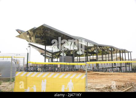 Déconstruction travaux de la rocade avec la tour Agbar et le musée de design des Glories à Barcelone, Catalogne, Espagne, Europe Banque D'Images