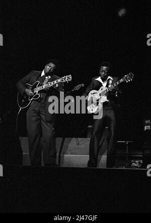 BB King et le Reverend Al Green se sont produits au Royal Festival Hall, Londres, Angleterre en 1984. Banque D'Images