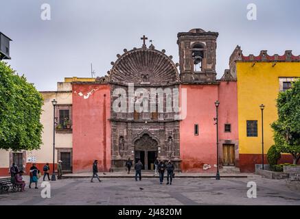 Guanajuato, Mexique - 21 décembre 2021. Le Temple de notre Dame de la Santé à San Miguel de Allende, Guanajuato, Mexique pendant la pandémie. Banque D'Images