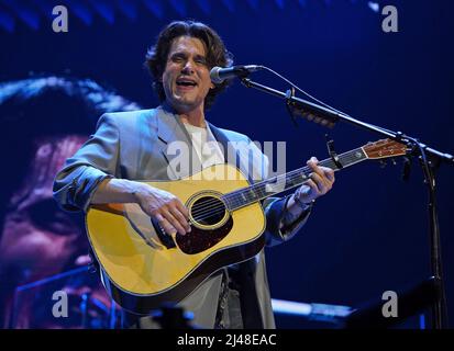 SUNRISE FL - 02 AVRIL : John Mayer se produit lors de la SOB Rock Tour à la FLA Live Arena le 2 avril 2022 à Sunrise, Floride. Crédit : mpi04/MediaPunch Banque D'Images