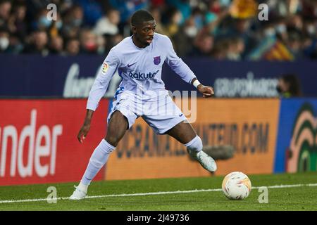 10th avril 2022; Estadio Ciutat de Valencia, Valencia, Espagne; la Liga Santander, Levante UD contre FC Barcelone; Ousmane Dembele du FC Barcelone Banque D'Images