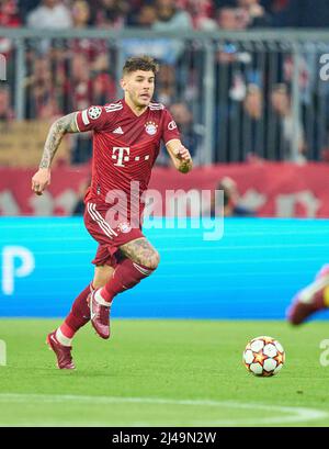 Lucas HERNANDEZ (FCB 21) dans le match FC BAYERN MUENCHEN - FC VILLARREAL 1-1 de football UEFA Champions League, quart de finale de la saison 2021/2022 à Munich, le 12 avril 2022. Viertelfinale, FCB © Peter Schatz / Alamy Live News Banque D'Images
