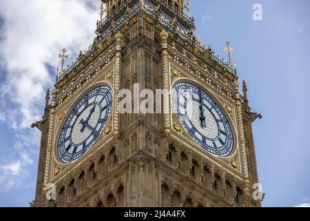 Horloge face de Big Ben après la restauration de la tour Elizabeth et la conservation de la tour de l'horloge, Westminster, Londres, Royaume-Uni Banque D'Images